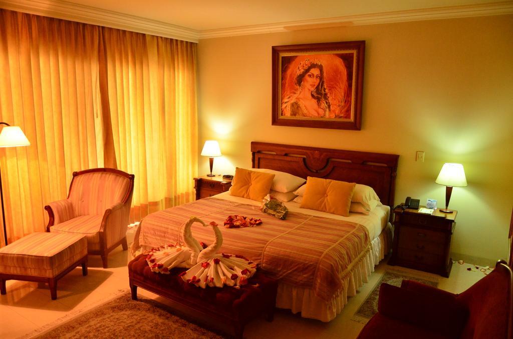 בוגוטה Hotel La Font Boutique מראה חיצוני תמונה