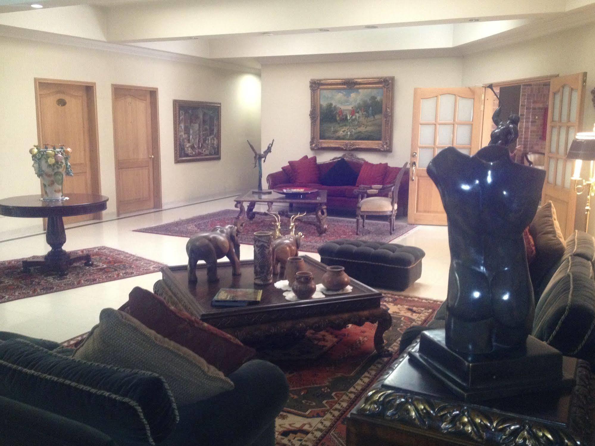 בוגוטה Hotel La Font Boutique מראה חיצוני תמונה
