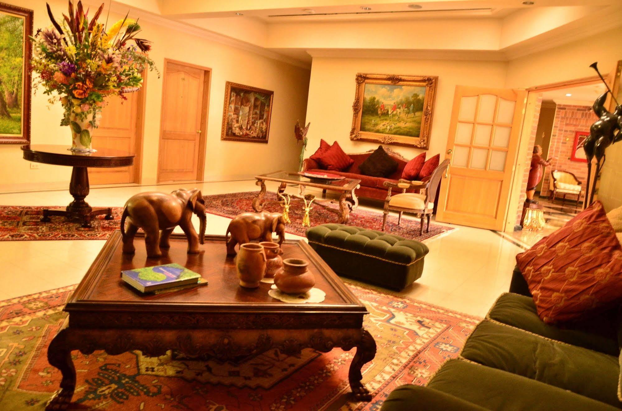 בוגוטה Hotel La Font Boutique מראה חיצוני תמונה